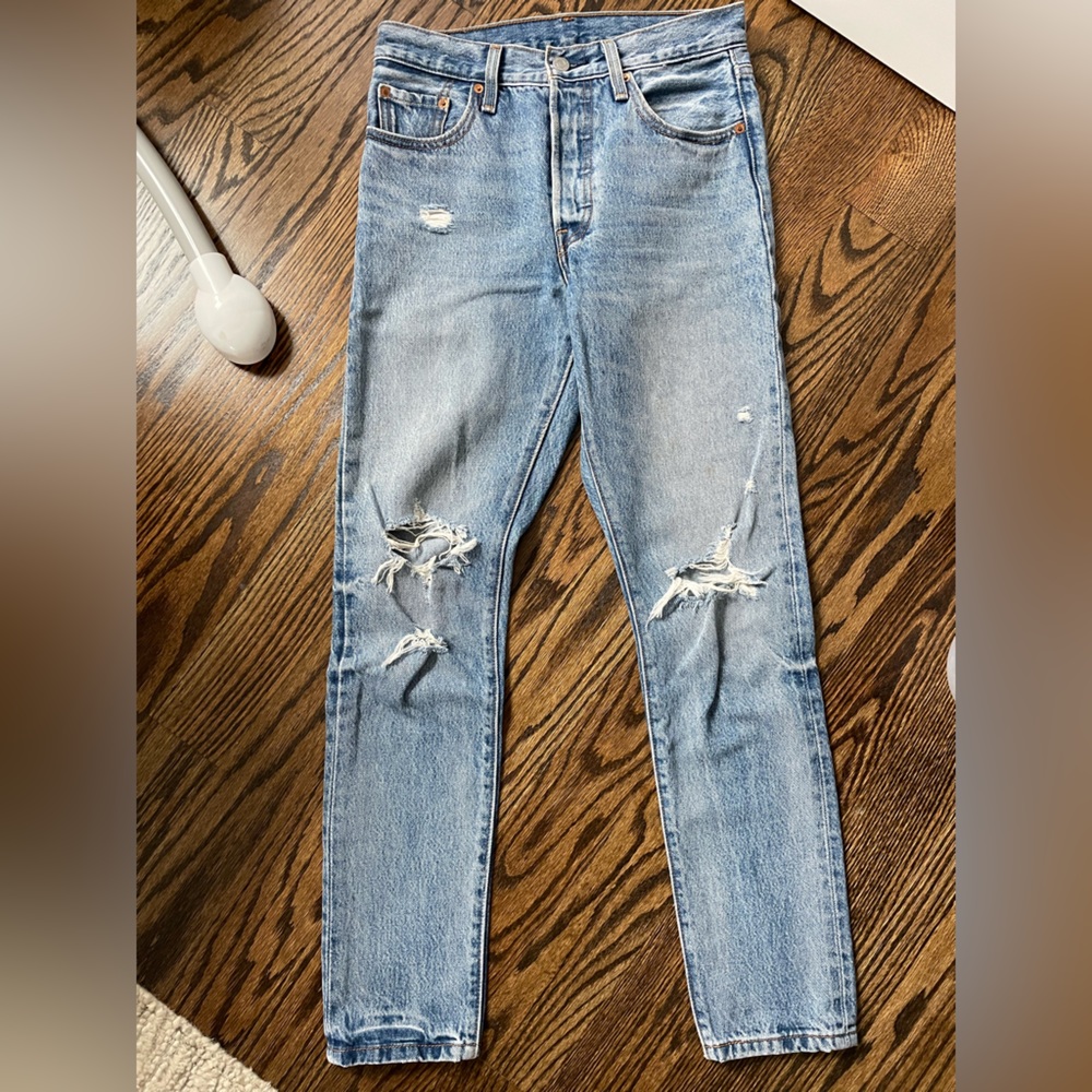 Vintage Levi’s 501s Skinny jeans, size 25